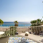 Ξενοδοχείο Rivage 4*